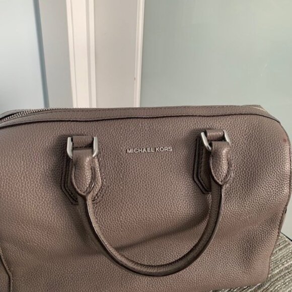 Michael Kors Grey Pebble Leather Satchel Bag - Picture 3 of 8